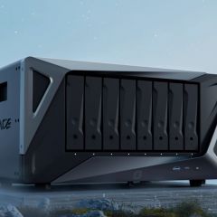 极空间私有云P8 八盘位NAS网络存储服务器 智能安全的数据管理专家